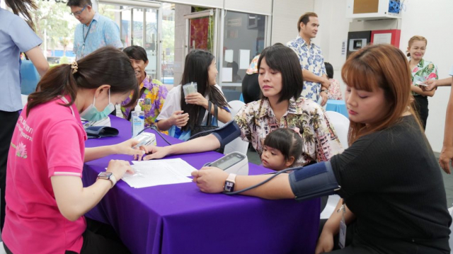 LINE_ALBUM_ข่าว ตรวจร่างกาย_250417_11