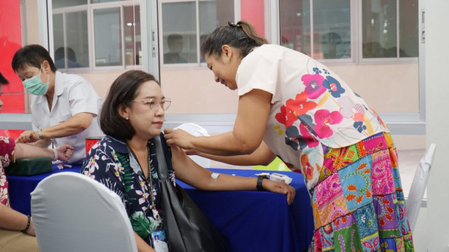 LINE_ALBUM_ข่าว ตรวจร่างกาย_250417_12