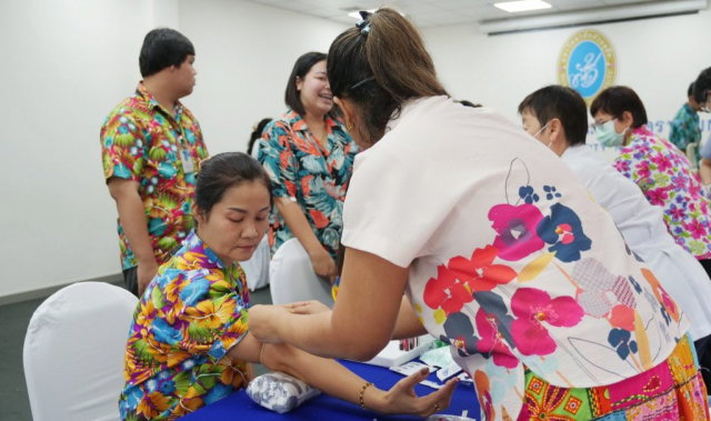 LINE_ALBUM_ข่าว ตรวจร่างกาย_250417_6