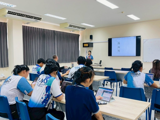 LINE_ALBUM_21868_250821_12