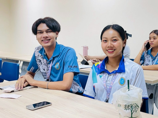 LINE_ALBUM_21868_250821_5