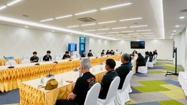 LINE_ALBUM_311068_251031_41