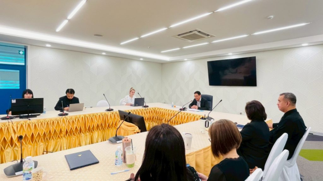 LINE_ALBUM_311068_251031_44