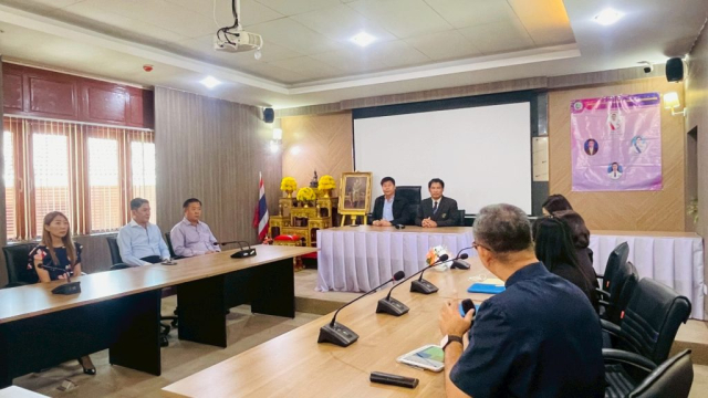 LINE_ALBUM_MOU เทศบาลเมือง นครนายก_251027_11