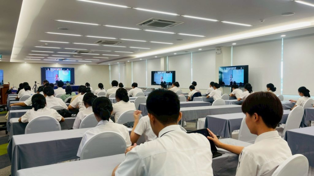 LINE_ALBUM_ประถมศึกษา_251028_30