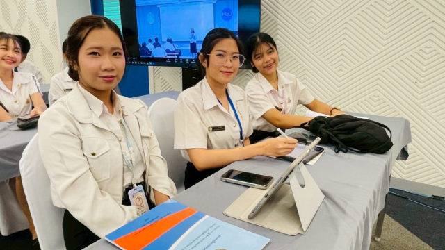 LINE_ALBUM_ประถมศึกษา_251028_5