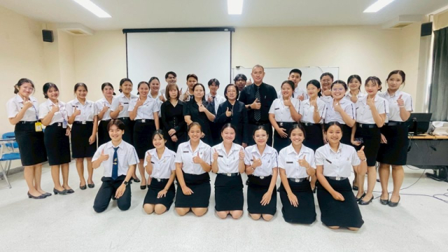 LINE_ALBUM_ประถมศึกษา_251028_50