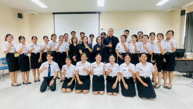 LINE_ALBUM_ประถมศึกษา_251028_52