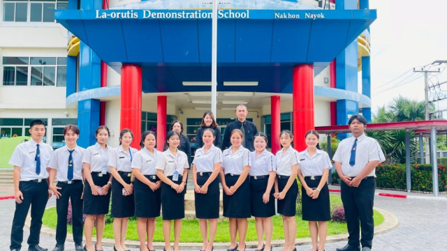 LINE_ALBUM_ประถมศึกษา_251028_57