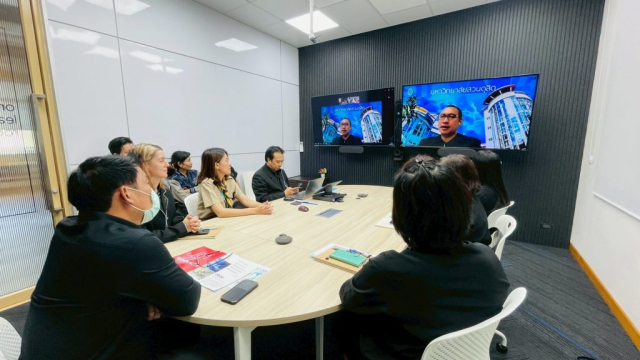 LINE_ALBUM_61168_251107_19