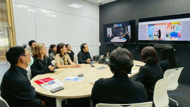 LINE_ALBUM_61168_251107_47