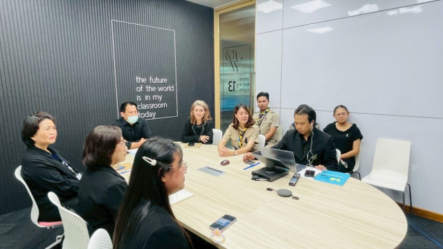 LINE_ALBUM_61168_251107_6