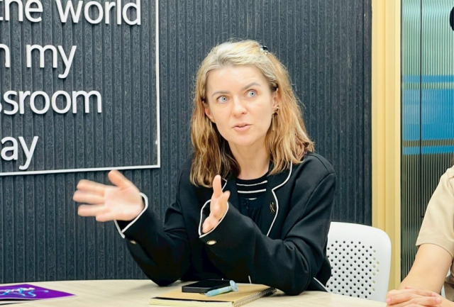 LINE_ALBUM_61168_251107_68