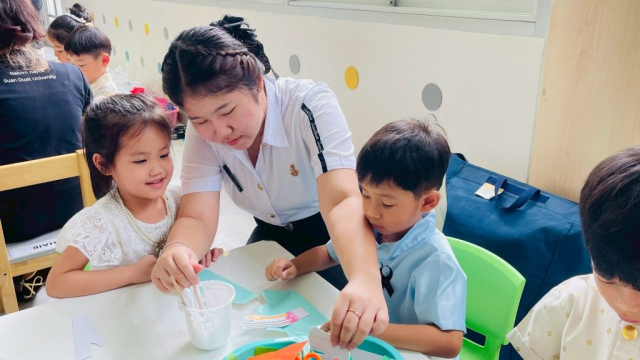 LINE_ALBUM_ลอยกระทง 68_251107_105