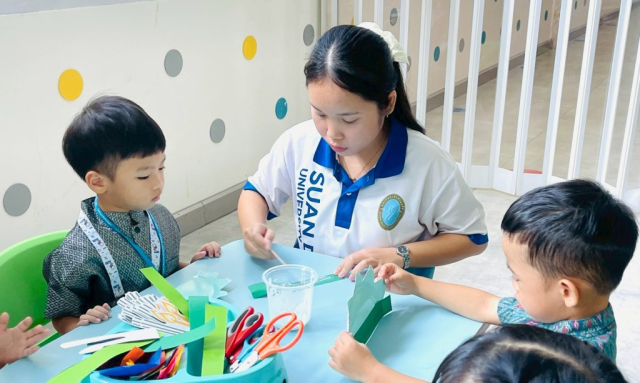 LINE_ALBUM_ลอยกระทง 68_251107_12