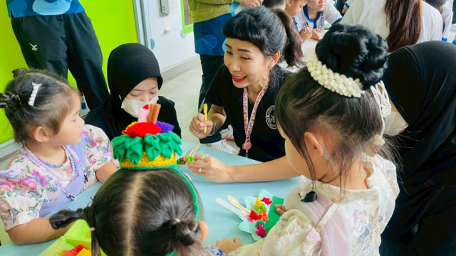 LINE_ALBUM_ลอยกระทง 68_251107_31