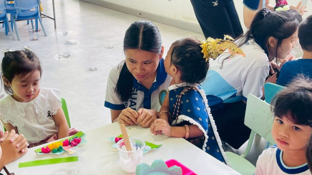 LINE_ALBUM_ลอยกระทง 68_251107_40