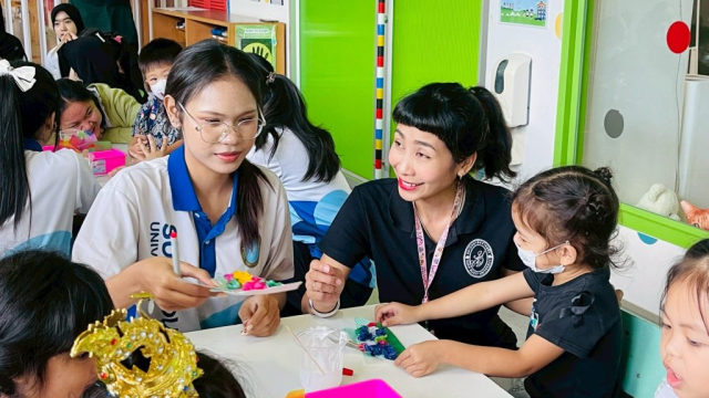 LINE_ALBUM_ลอยกระทง 68_251107_46