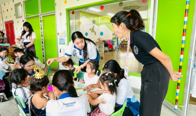 LINE_ALBUM_ลอยกระทง 68_251107_5