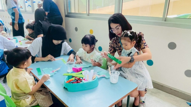 LINE_ALBUM_ลอยกระทง 68_251107_57