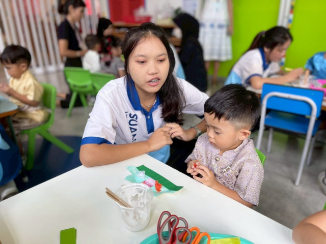 LINE_ALBUM_ลอยกระทง 68_251107_65