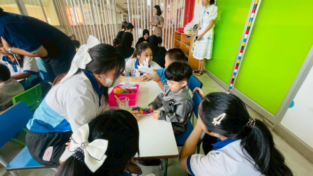 LINE_ALBUM_ลอยกระทง 68_251107_69