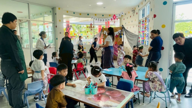 LINE_ALBUM_ลอยกระทง 68_251107_79