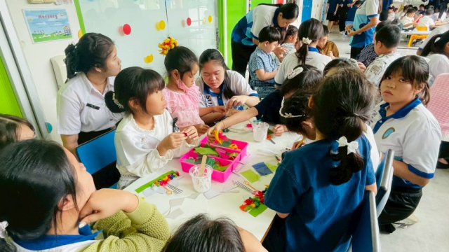 LINE_ALBUM_ลอยกระทง 68_251107_82