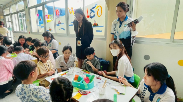 LINE_ALBUM_ลอยกระทง 68_251107_86