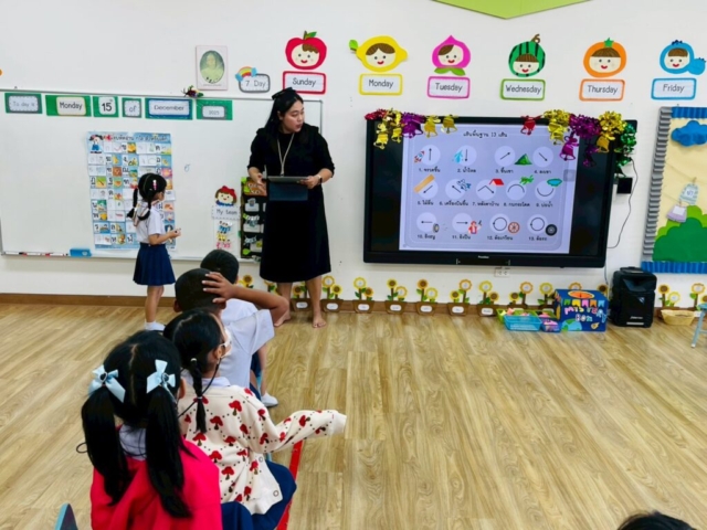 LINE_ALBUM_151268_251215_36