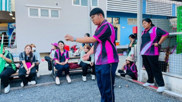 LINE_ALBUM_171268_251217_103