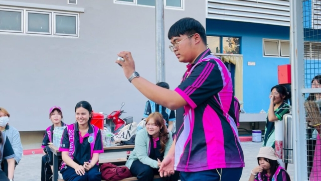 LINE_ALBUM_171268_251217_104