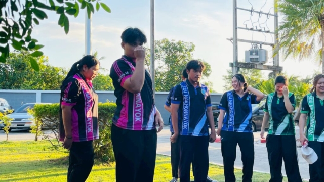 LINE_ALBUM_171268_251217_115