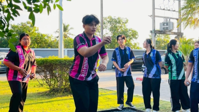 LINE_ALBUM_171268_251217_122