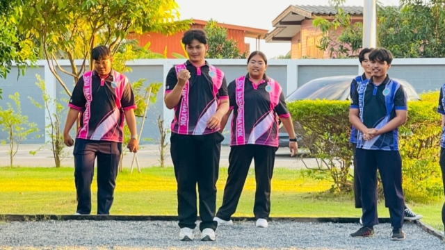 LINE_ALBUM_171268_251217_161