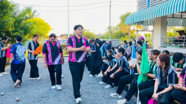 LINE_ALBUM_171268_251217_165