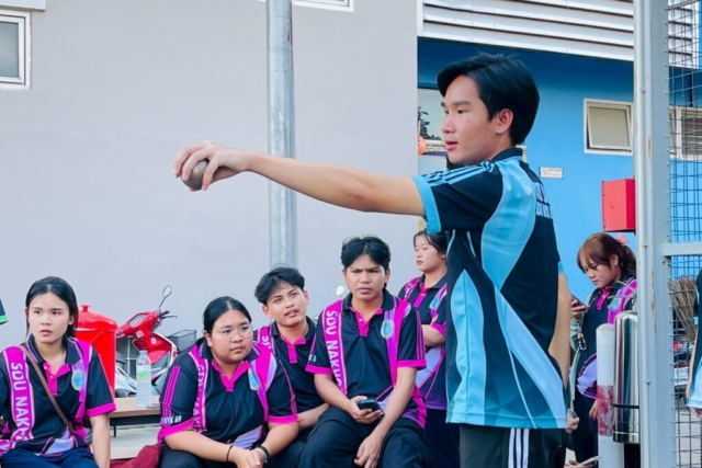 LINE_ALBUM_171268_251217_26