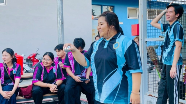 LINE_ALBUM_171268_251217_36