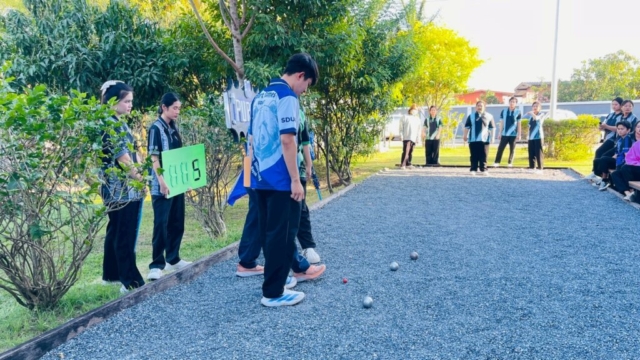 LINE_ALBUM_171268_251217_41