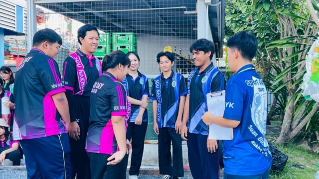 LINE_ALBUM_171268_251217_72