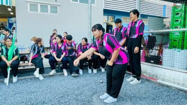 LINE_ALBUM_171268_251217_81