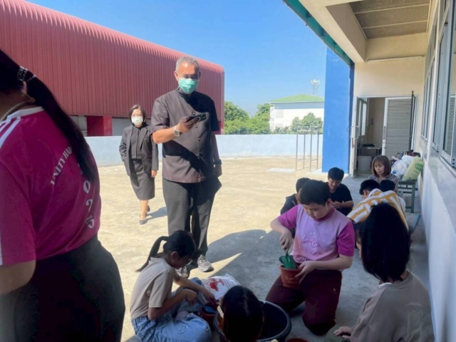 LINE_ALBUM_3122025_251203_5