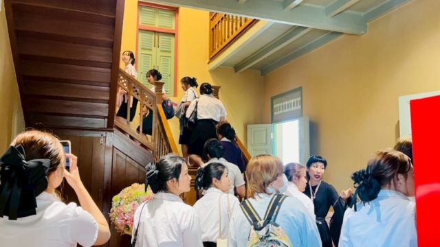 LINE_ALBUM_91268_251212_109