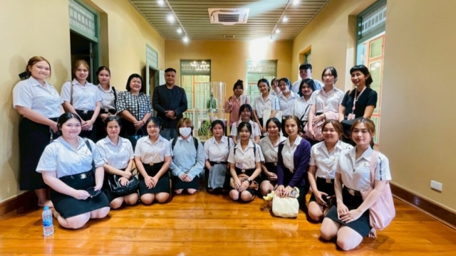 LINE_ALBUM_91268_251212_118