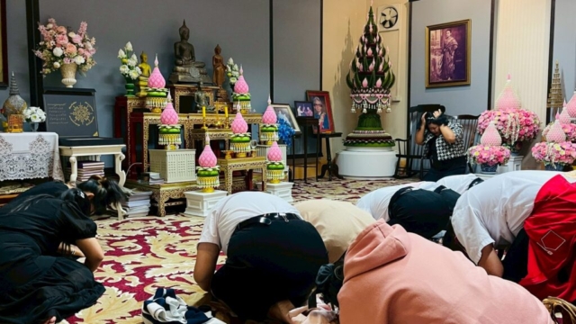 LINE_ALBUM_91268_251212_14