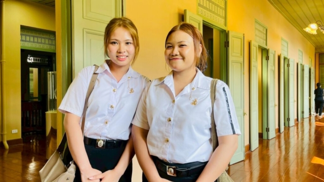 LINE_ALBUM_91268_251212_140