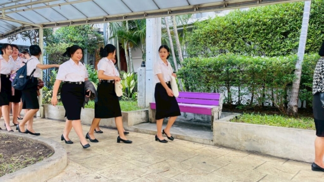 LINE_ALBUM_91268_251212_145