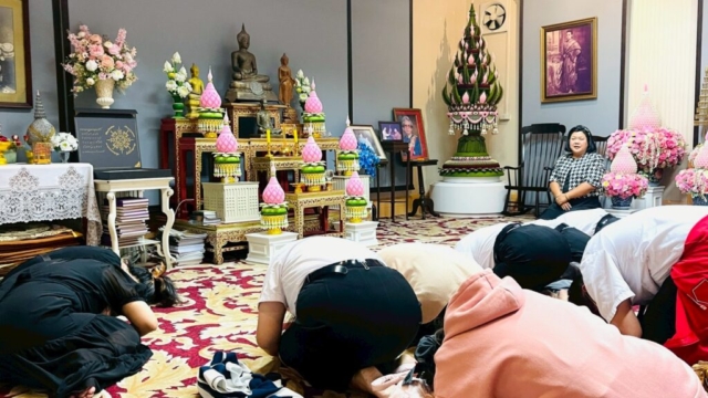 LINE_ALBUM_91268_251212_16