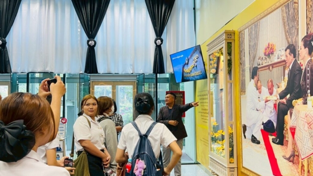 LINE_ALBUM_91268_251212_177