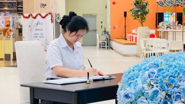 LINE_ALBUM_91268_251212_191